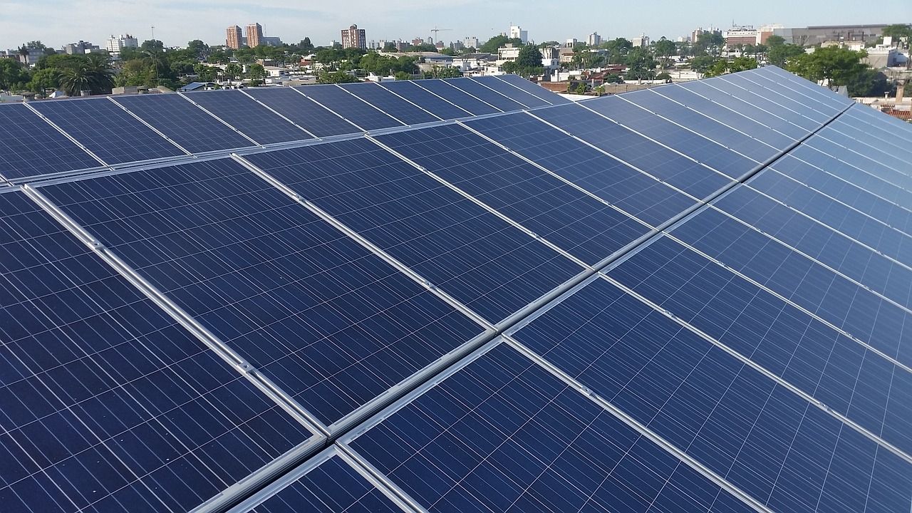 Panele słoneczne – jedna z lepszych metod pozyskiwania energii