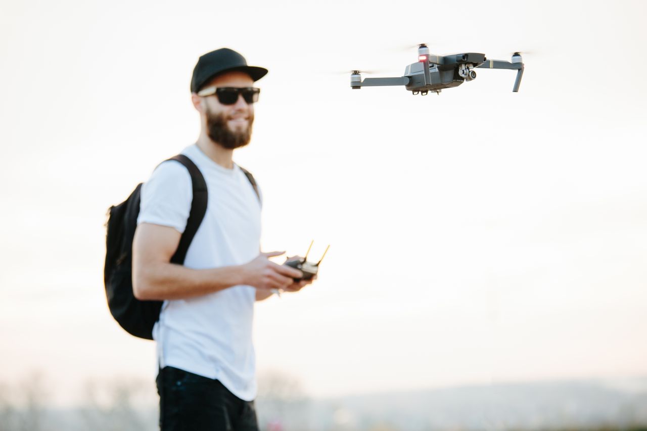 Filmowanie z lotu ptaka – jak dobrze fotografować z drona?
