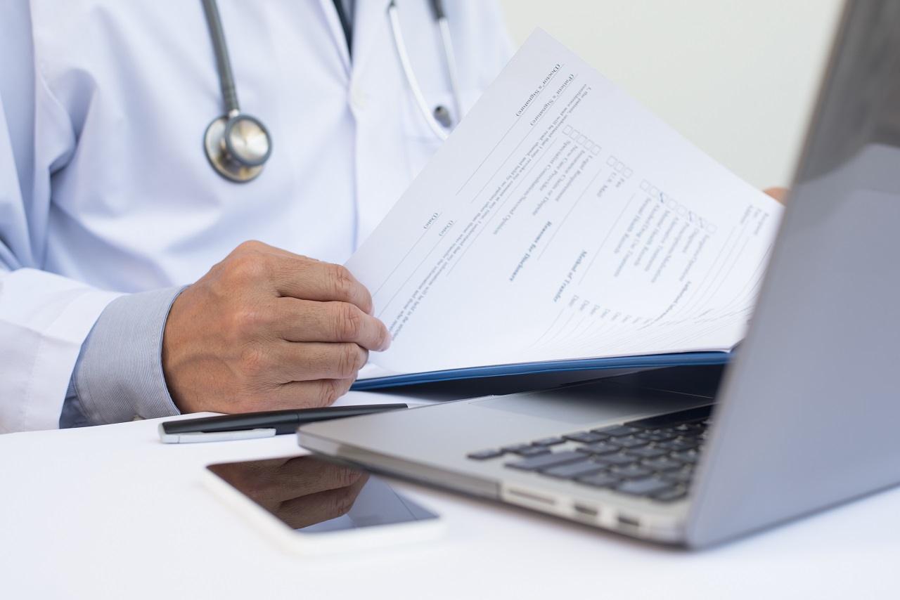 Jakie korzyści przyniesie pacjentom wprowadzenie dokumentacji medycznej online?