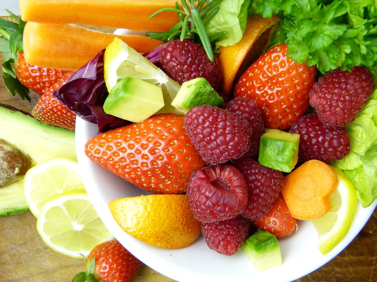 Jak chronić owoce i warzywa przed owadami?